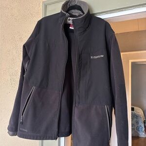 Columbia Titanium Men's Black Performance Jacket